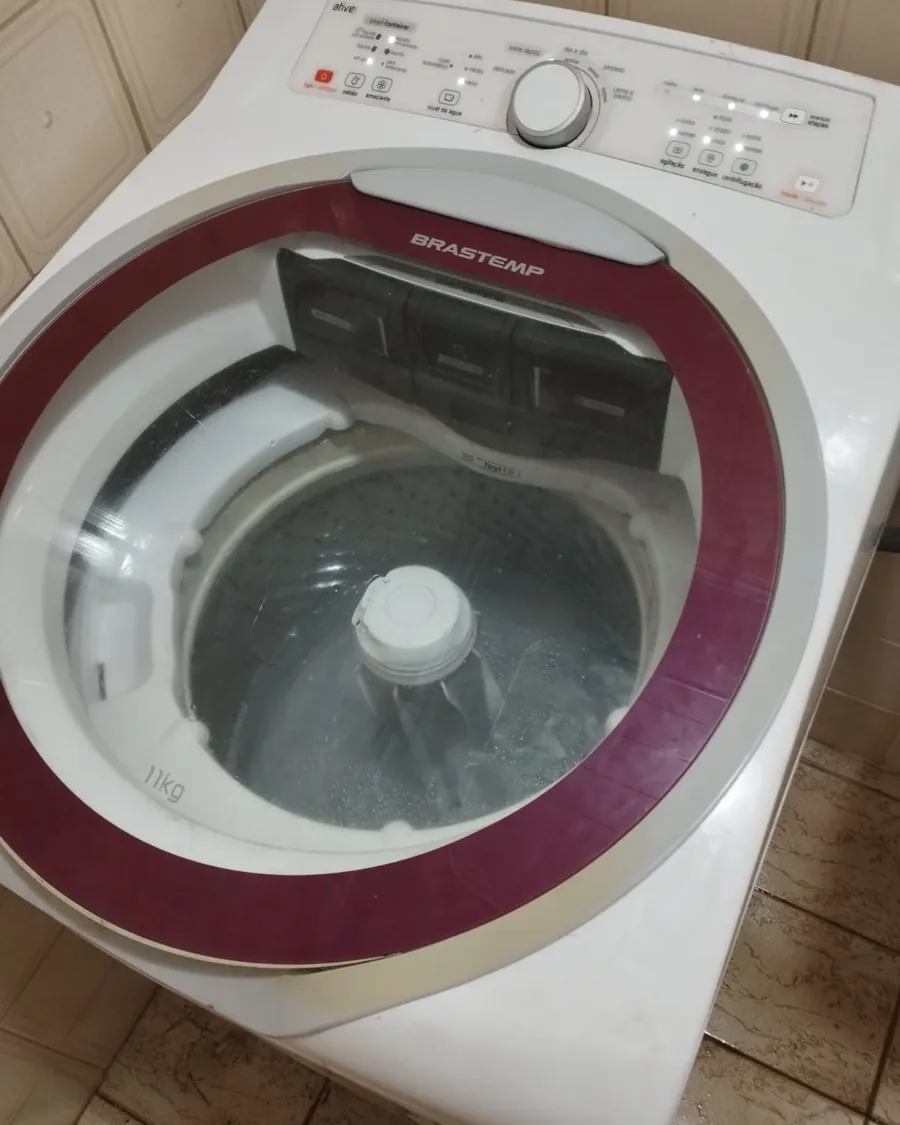 Lavadora Brastemp de abertura superior